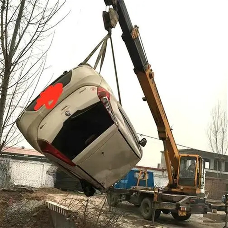 安化吊车救援小汽车怎么吊